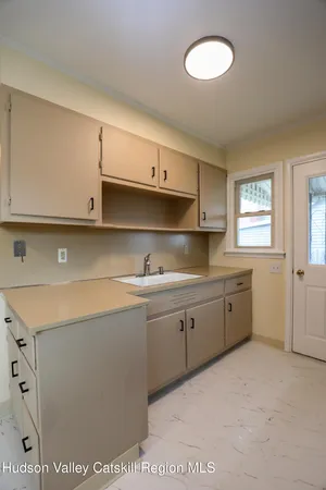 $369,000 | 11 Mountain View Avenue, Saugerties, NY 12477