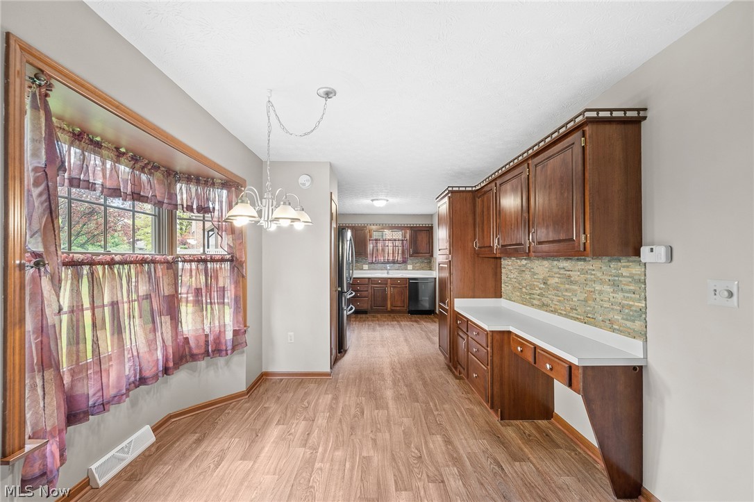 1301 Woodbend Road Ravenna, OH 44266 - Photo 11 of 32 Gallery Image 11