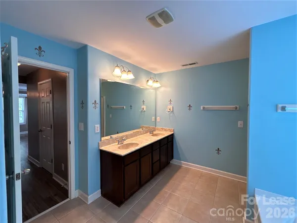 $2,600 | 4406 Overbecks Lane, Waxhaw, NC 28173