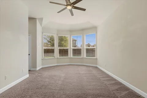 $348,500 | 120 Cyril Drive, Hutto, TX 78634