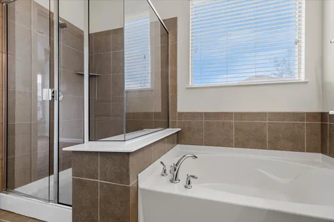 $348,500 | 120 Cyril Drive, Hutto, TX 78634