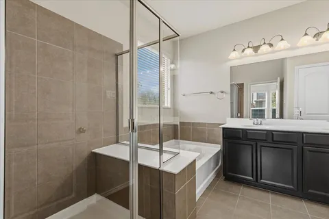 $348,500 | 120 Cyril Drive, Hutto, TX 78634