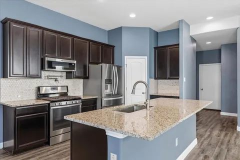 $348,500 | 120 Cyril Drive, Hutto, TX 78634