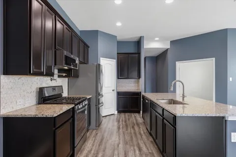 $348,500 | 120 Cyril Drive, Hutto, TX 78634