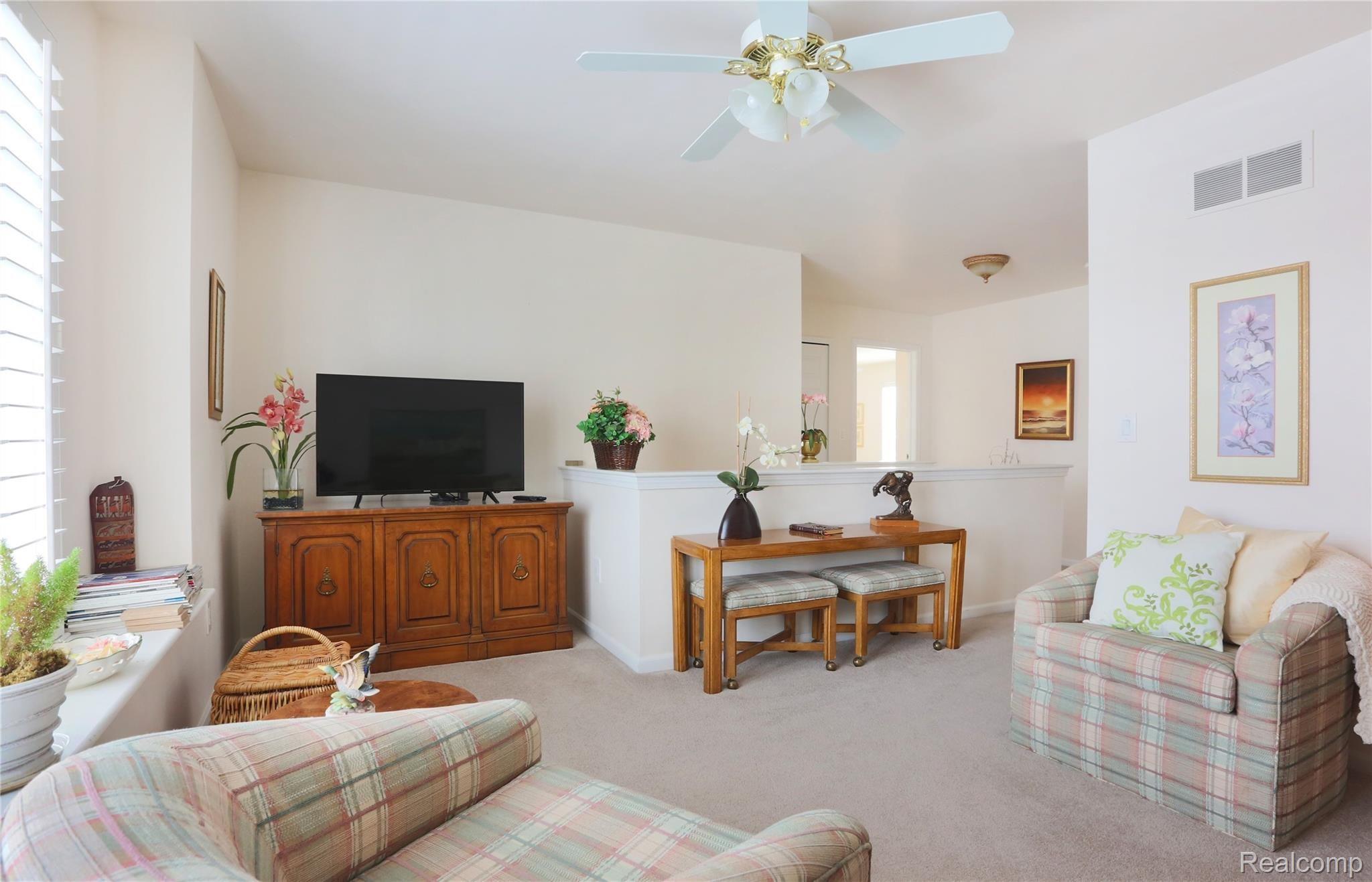 313 Rustic Trail Linden, MI 48451 - Photo 11 of 24 0I0A9147.jpeg