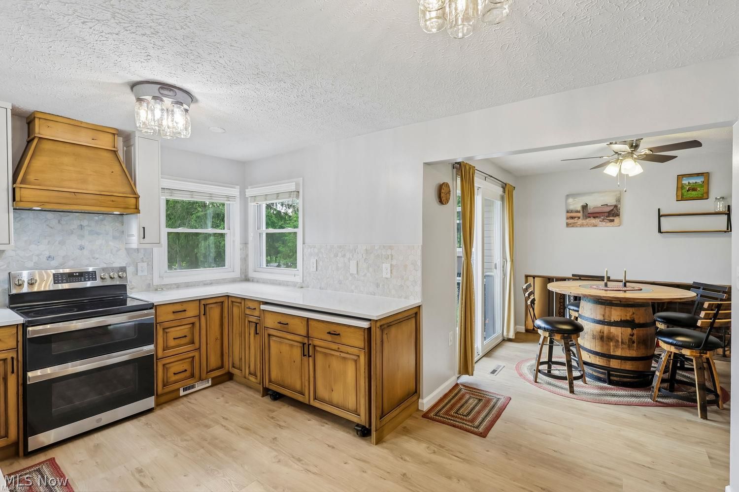 17570 Hicks Road Walton Hills, OH 44146 - Photo 10 of 45