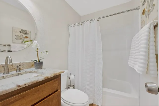 $2,175 | 7200 Barnsdale Way, Austin, TX 78745