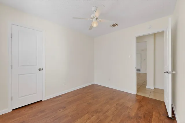 $2,175 | 7200 Barnsdale Way, Austin, TX 78745