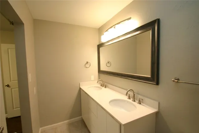 $2,195 | 7200 Barnsdale Way, Austin, TX 78745