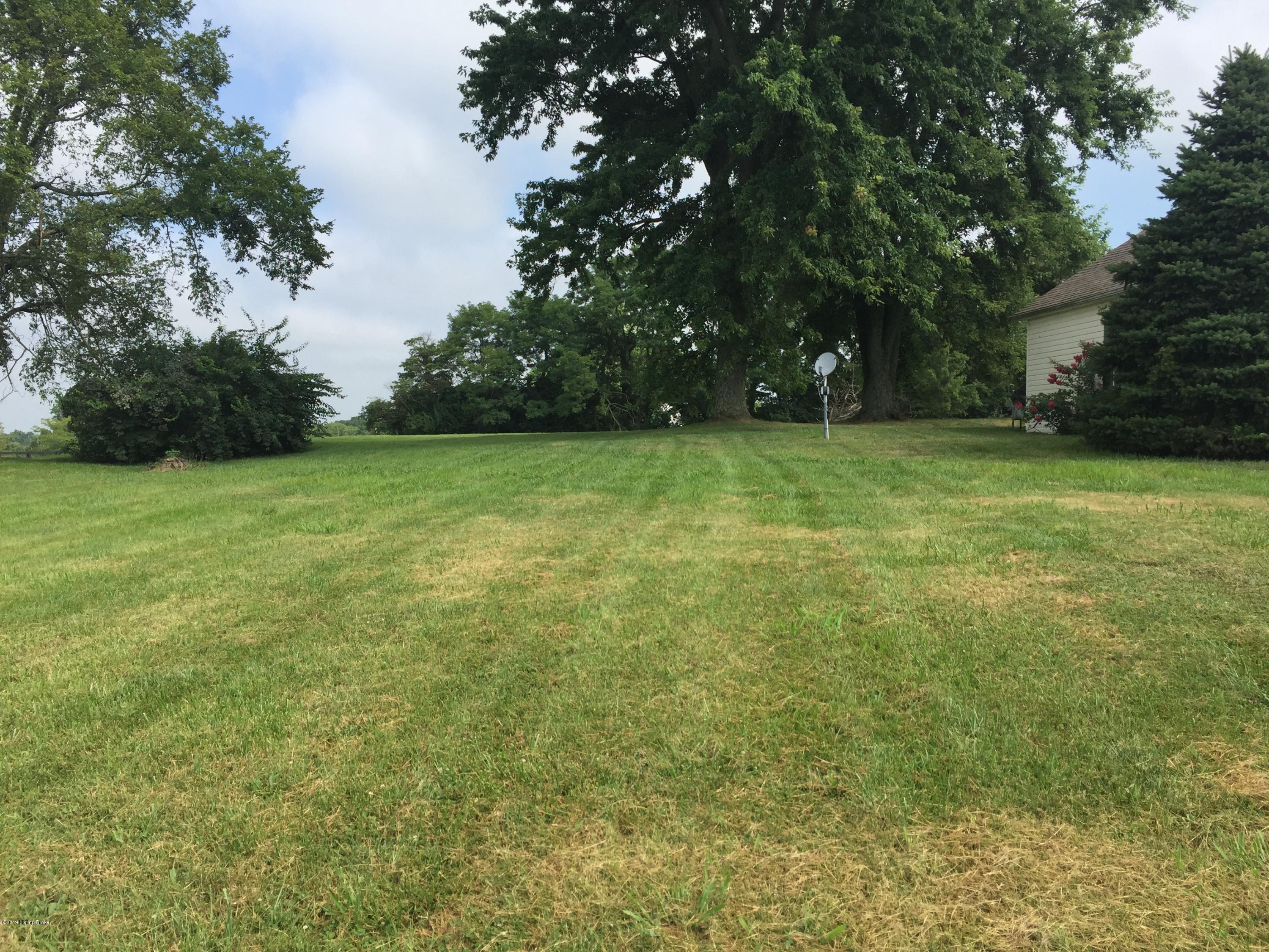 3348 Kings Ridge Road Bedford, KY 40006 - Photo 8 of 17 388243D7-56C0-44D6-BEFC-ED11A5387F31