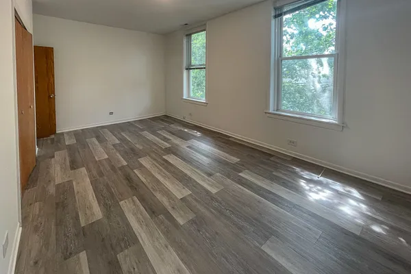 $4,095 | 1844 West Henderson Street, Unit SFH, Chicago, IL 60657