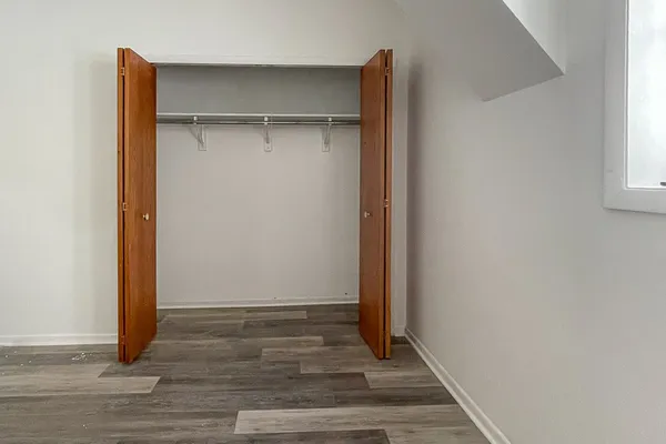 $4,095 | 1844 West Henderson Street, Unit SFH, Chicago, IL 60657