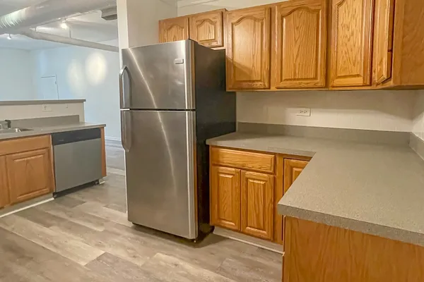 $4,095 | 1844 West Henderson Street, Unit SFH, Chicago, IL 60657