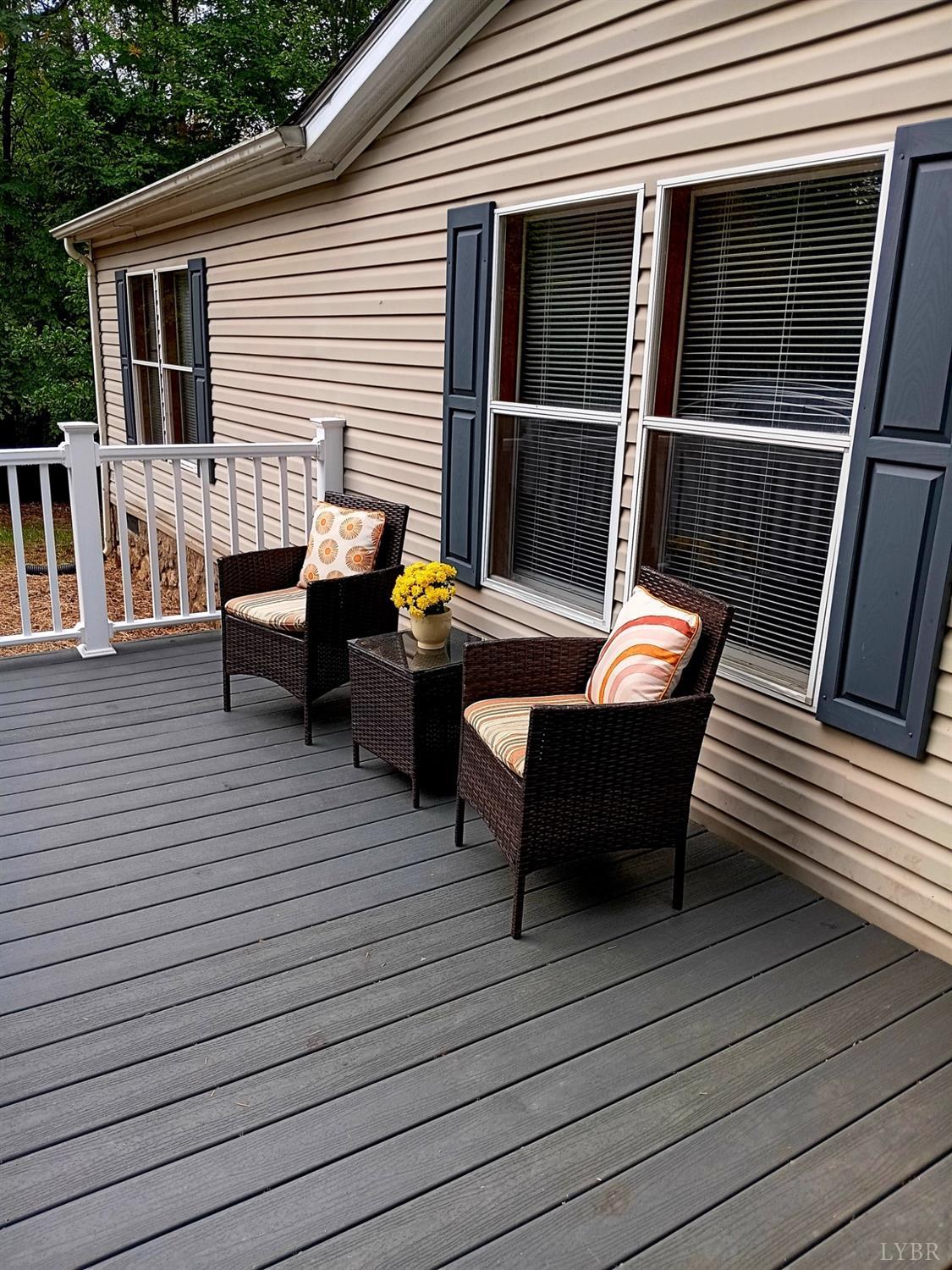 212 Bruner Ridge Road Monroe, VA 24574 - Photo 4 of 51 Gallery Image 4