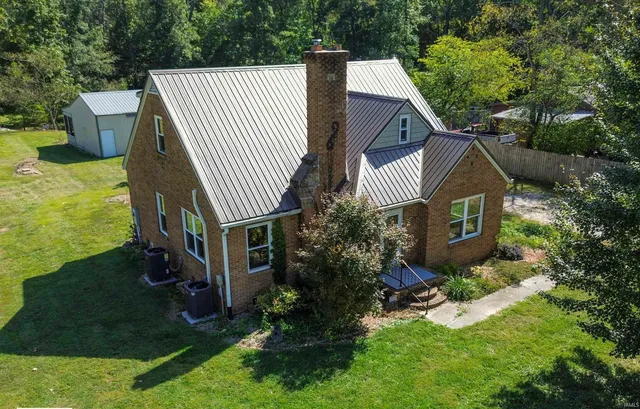 $265,000 | 2956 Highway 257, Washington, IN 47501