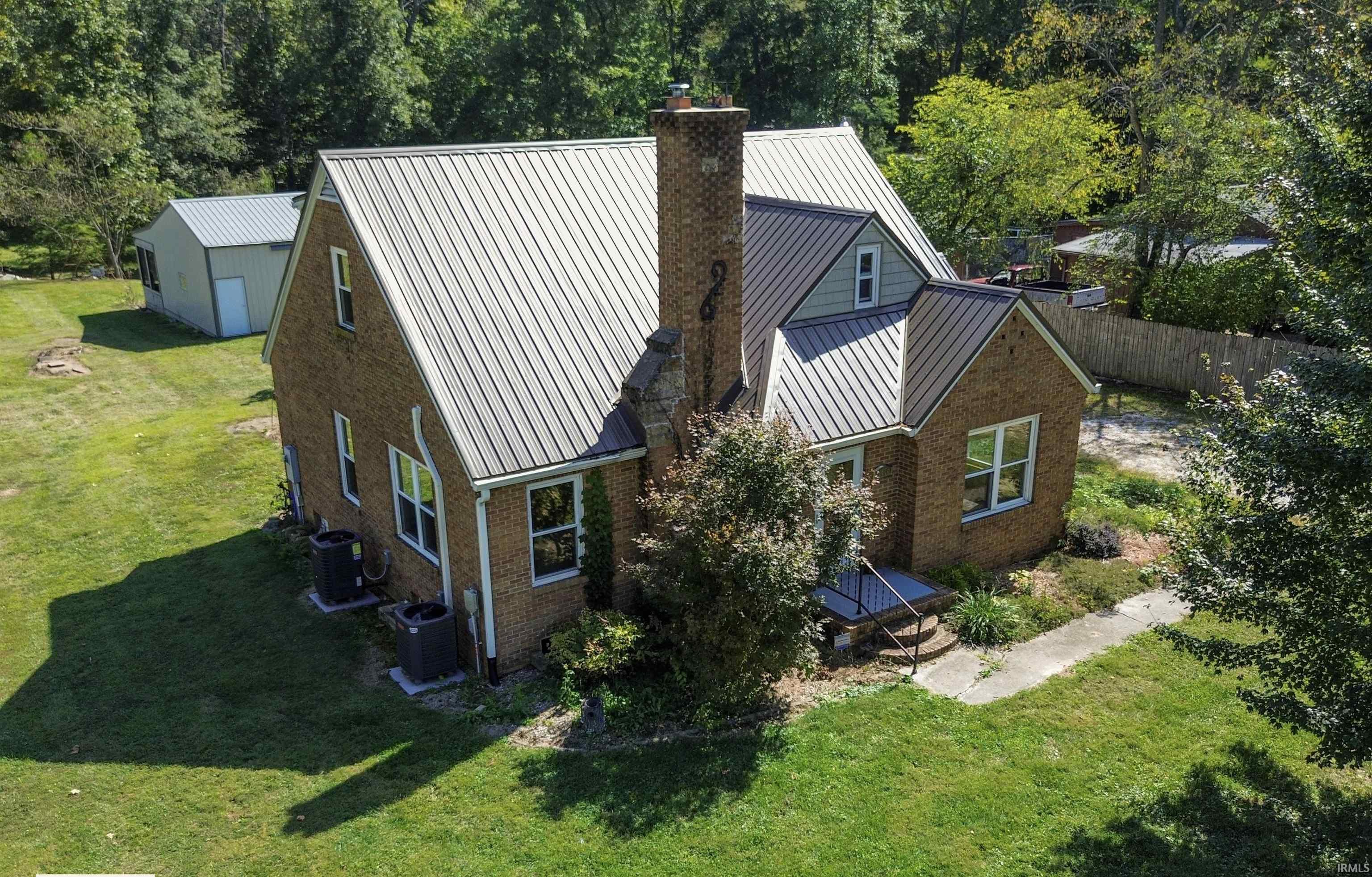 2956 Highway 257 Washington, IN 47501 - Photo 3 of 28