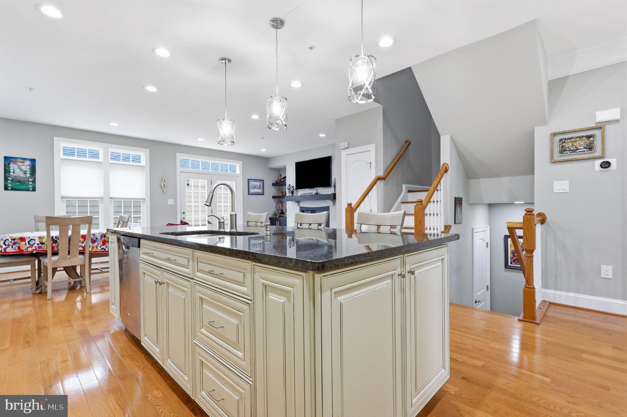 3694 Jacob Stout Road Doylestown, PA 18902 - Photo 8 of 35 Large kitchen island