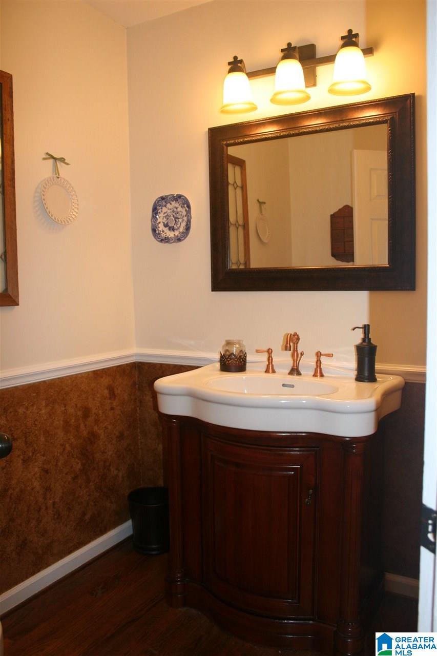 26 Shades Crest Road Birmingham, AL 35226 - Photo 17 of 32