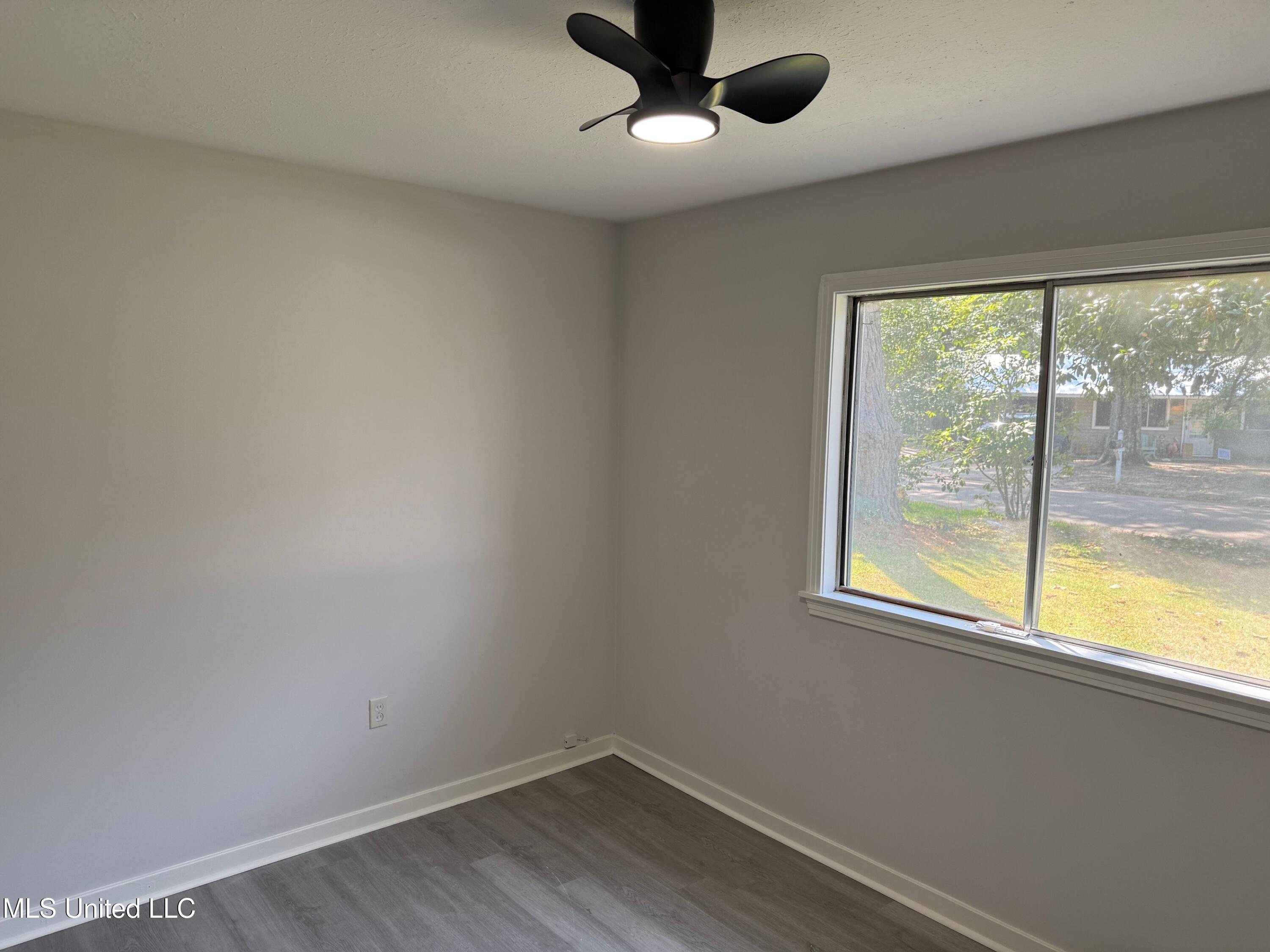 302 St Paul Street Pearl, MS 39208 - Photo 8 of 12 IMG_8811