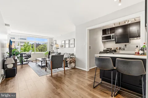 $349,900 | 2401 H Street Northwest, Unit 505, Washington, DC 20037