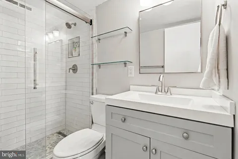 $349,900 | 2401 H Street Northwest, Unit 505, Washington, DC 20037