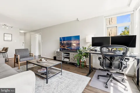 $349,900 | 2401 H Street Northwest, Unit 505, Washington, DC 20037