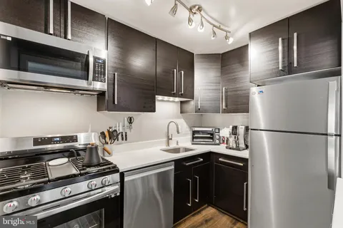 $349,900 | 2401 H Street Northwest, Unit 505, Washington, DC 20037