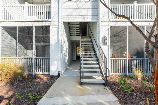 $350,000 | 1300 Park W Boulevard, Unit 805, Mount Pleasant, SC 29466