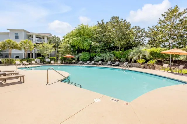 $350,000 | 1300 Park W Boulevard, Unit 805, Mount Pleasant, SC 29466