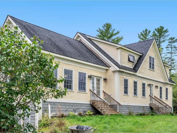 $567,000 | 403 Upper Depot Road, Marshfield, VT 05658