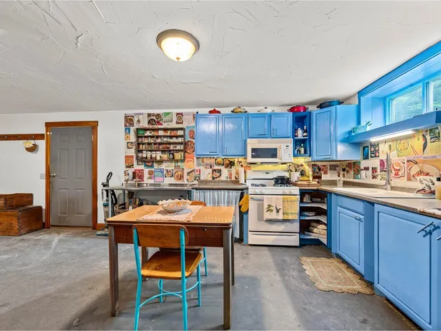 $590,000 | 403 Upper Depot Road, Marshfield, VT 05658