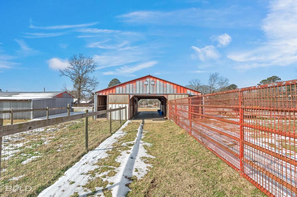 11365 Sparks Davis Road Keithville, LA 71047 - Photo 5 of 39