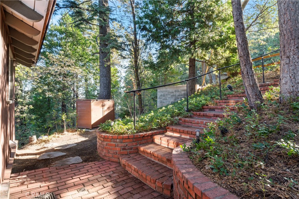 309 Castle Gate Road Lake Arrowhead, CA 92352 - Photo 44 of 58 Gallery Image 44