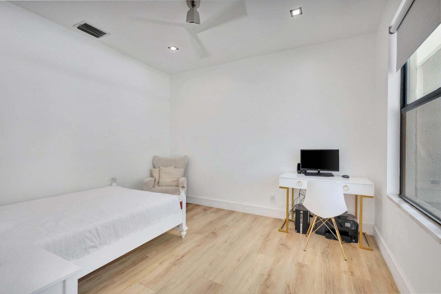 2299 Northwest 55th Street Boca Raton, FL 33496 - Photo 32 of 57 34