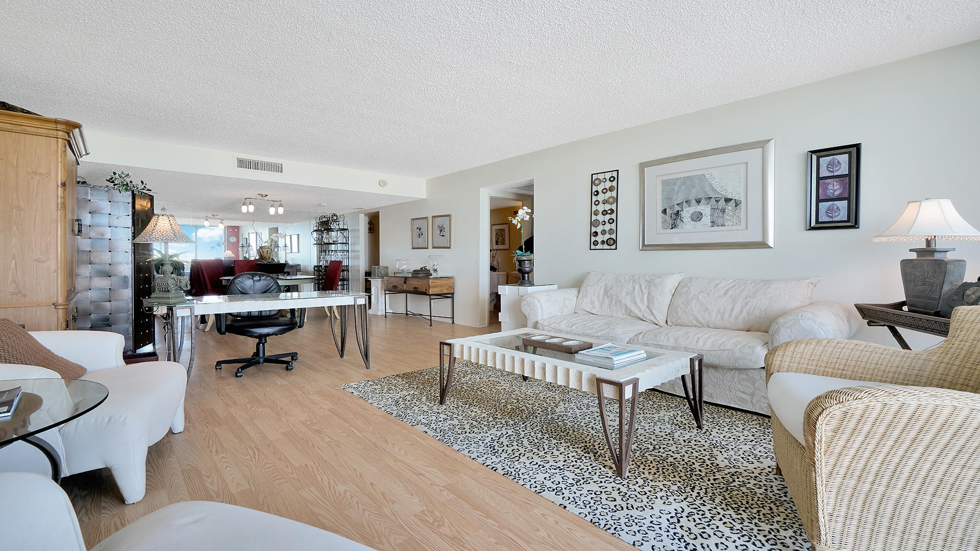 3800 Washington Road, Unit 809 West Palm Beach, FL 33405 - Photo 11 of 29 Living Area (2)