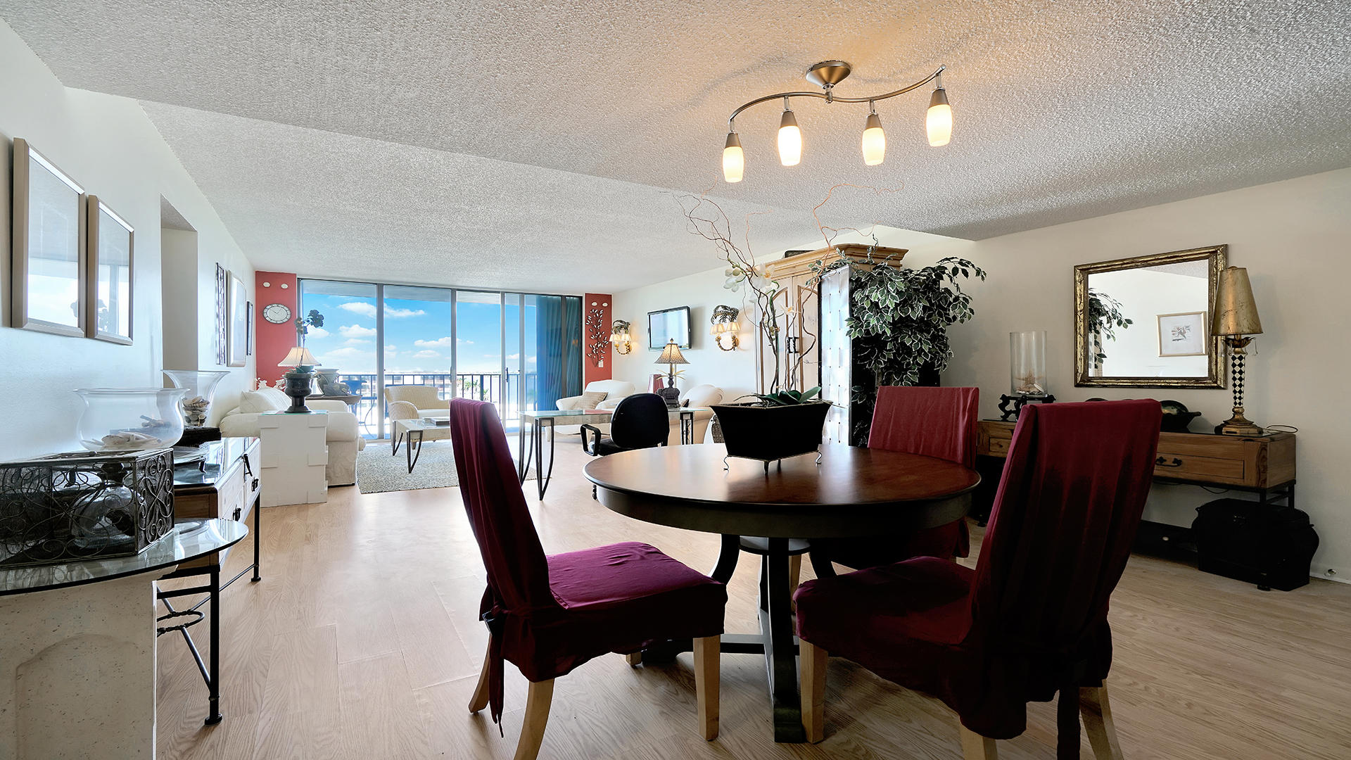 3800 Washington Road, Unit 809 West Palm Beach, FL 33405 - Photo 16 of 29 Dining Area (2)