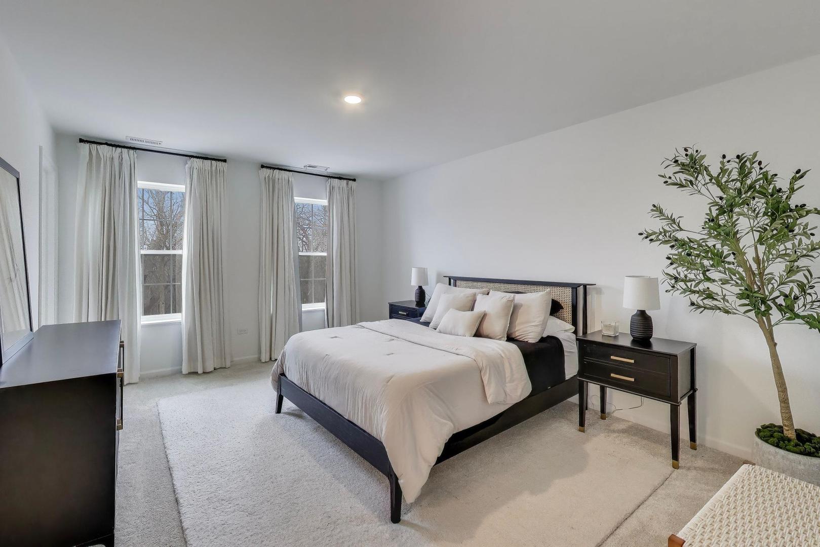 1406 Neubauer Circle, Unit 1904 Lindenhurst, IL 60046 - Photo 14 of 28