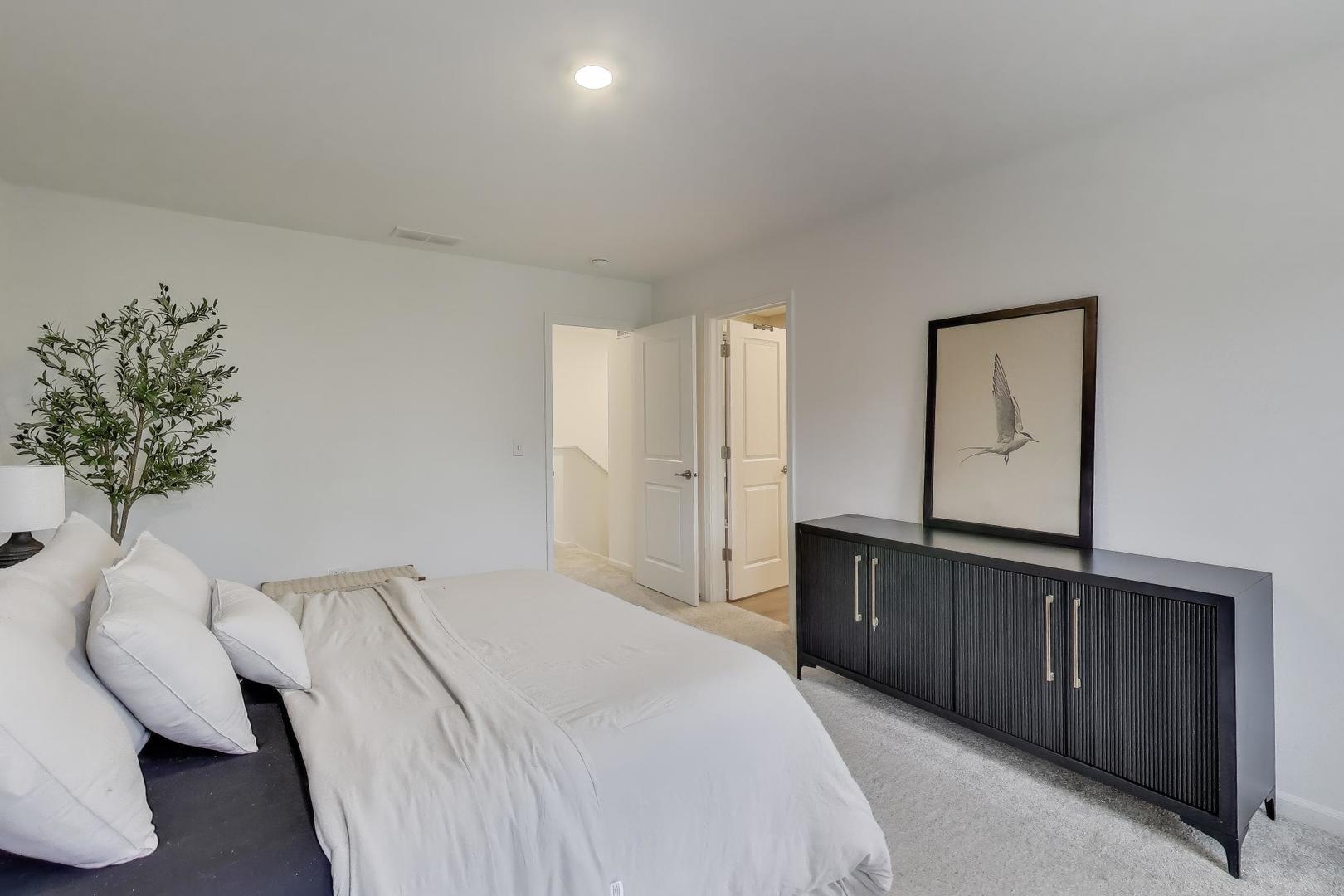 1406 Neubauer Circle, Unit 1904 Lindenhurst, IL 60046 - Photo 16 of 28