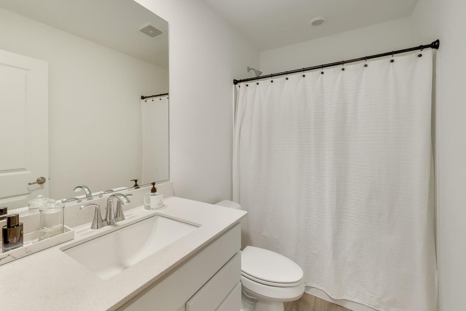 1406 Neubauer Circle, Unit 1904 Lindenhurst, IL 60046 - Photo 23 of 28