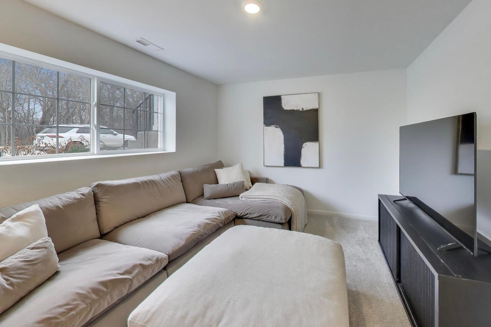 1406 Neubauer Circle, Unit 1904 Lindenhurst, IL 60046 - Photo 24 of 28