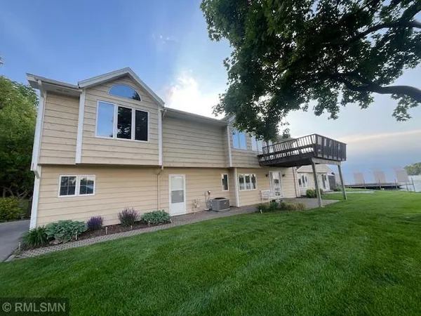 $7,000 | 17500 County Road 101, Minnetonka, MN 55391