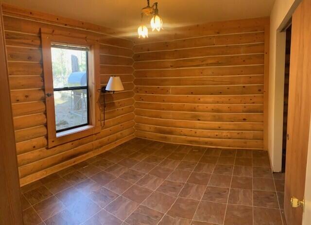 20394 Camas Road Burney, CA 96013 - Photo 13 of 56 Downstairs bedroom