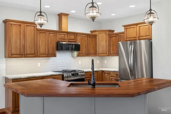 $795,000 | 2309 Cambridge Court, Moscow, ID 83843