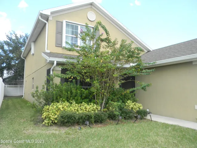 $2,400 | 1576 Alaqua Way, Melbourne, FL 32904