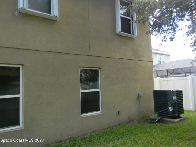 $2,400 | 1576 Alaqua Way, Melbourne, FL 32904