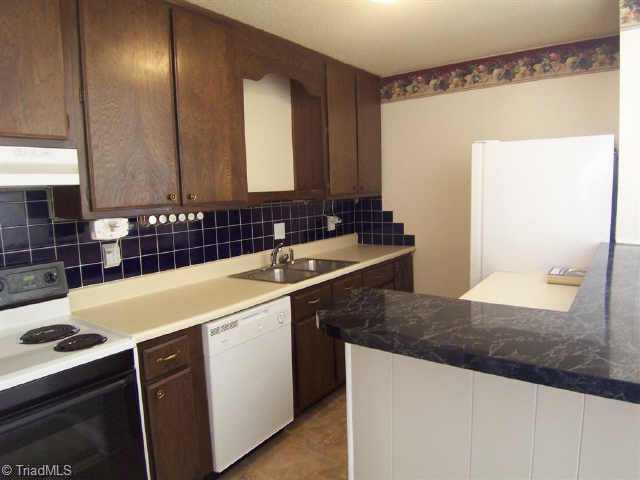 5711 M Bramblegate Road Greensboro, NC 27409 - Photo 4 of 9 Other.