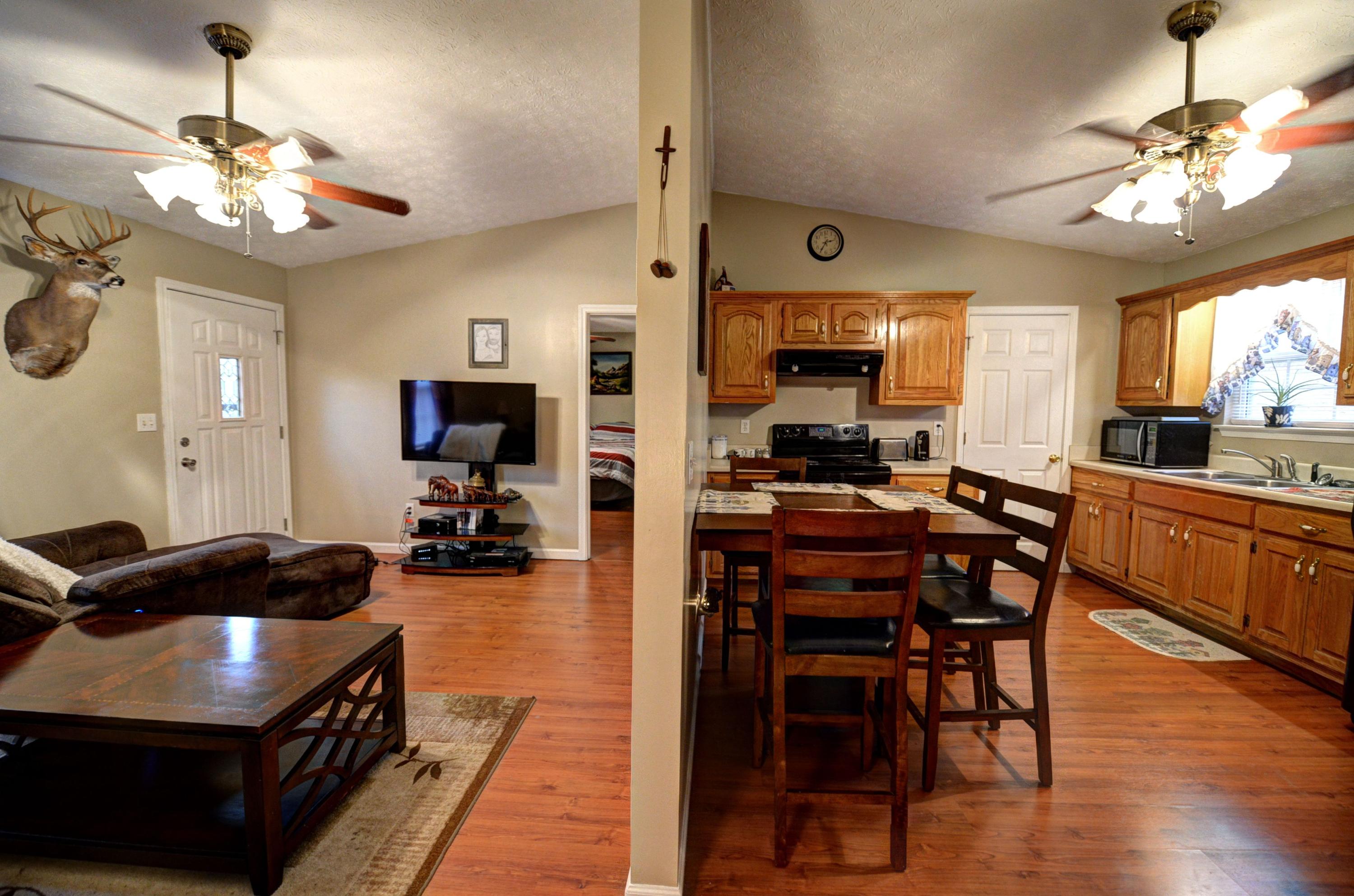 971 Grassy Branch Road Dayton, TN 37321 - Photo 5 of 19 5-971 Grassy Branch Living Kitchen