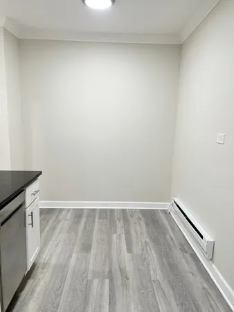 $2,295 | 837 West Cornelia Avenue, Unit 1N, Chicago, IL 60657