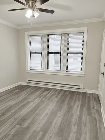 $2,295 | 837 West Cornelia Avenue, Unit 1N, Chicago, IL 60657