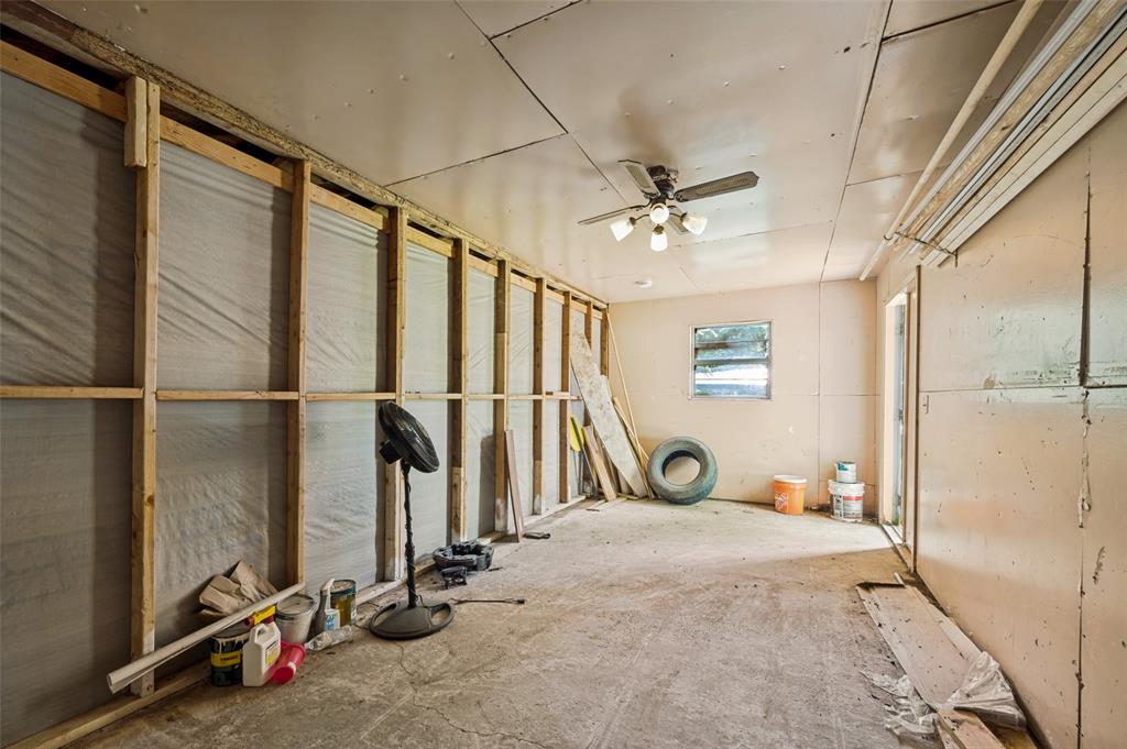 1814 Refinery Road Gainesville, TX 76240 - Photo 21 of 25